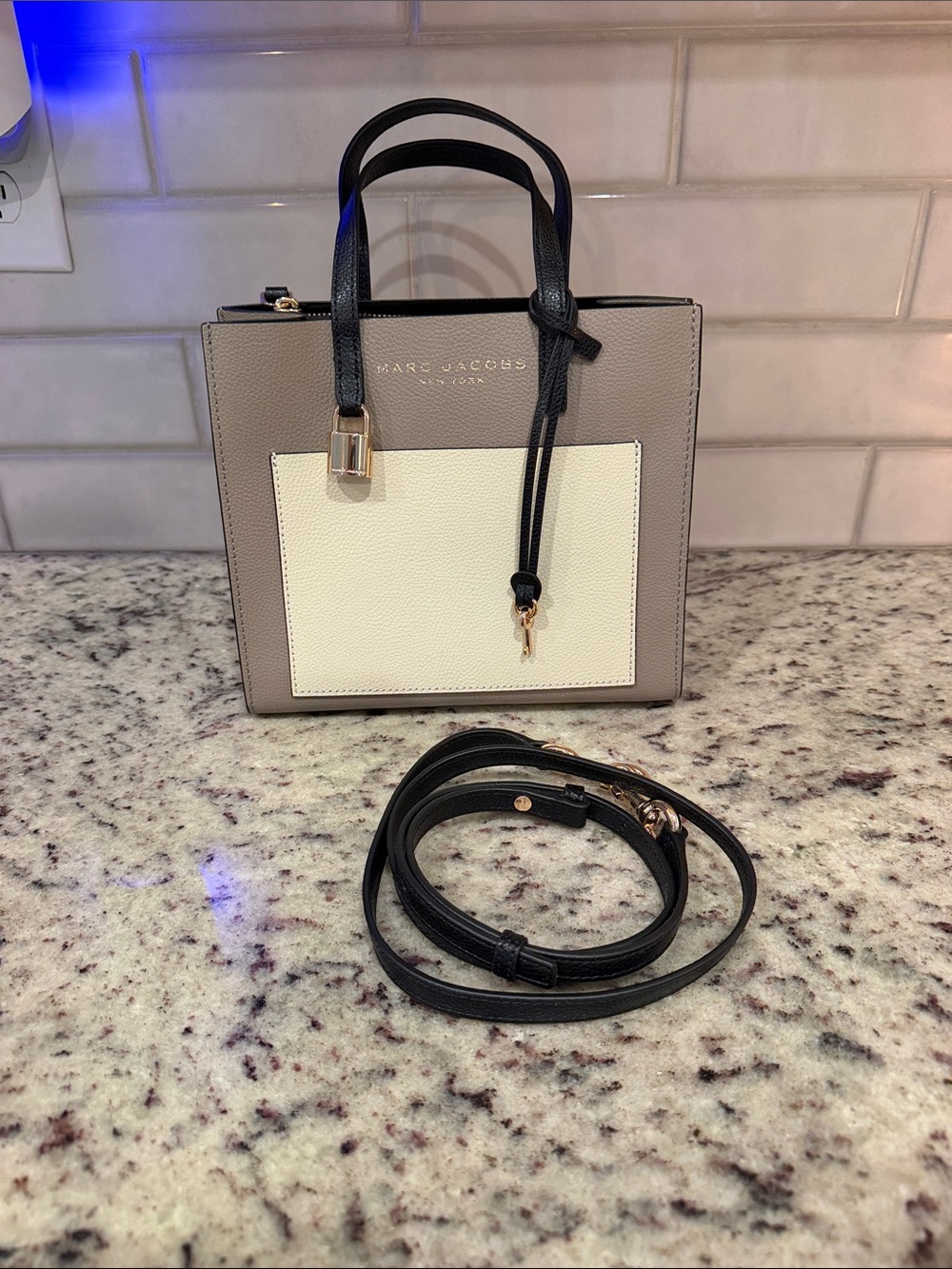 Marc Jacobs Taupe and Cream mini color block Grind lock key tote cross body 13
